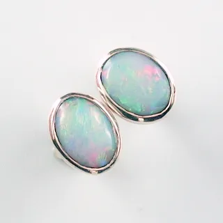 White Opal Ohrstecker aus 935er Silber mit 1,42 ct aus Coober Pedy