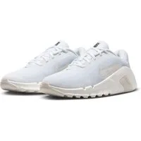 Nike Flex Train Trainingsschuh ideal für Gym und Fitnessstudio