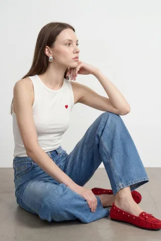 Bestickte ärmellose Slim-Fit-Jerseybluse