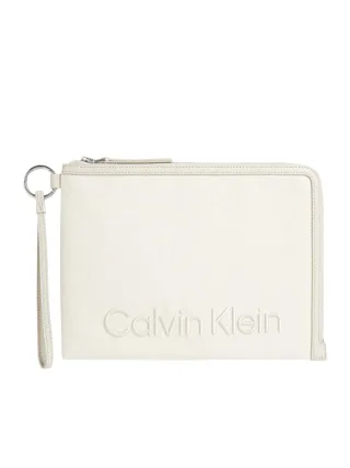 Calvin Klein Damen Geldbörse mit eingeprägtem Logo