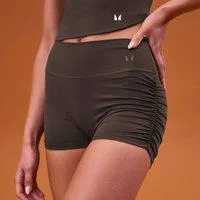 MP Damen Tempo Side Scrunch Booty Short – Kakao - L