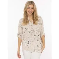 Zwillingsherz Kurzarmbluse "Paisley Dreams" Musselin, Paisley Muster, umgeschlagene Ärmel, V-Neck mit Knopfleiste