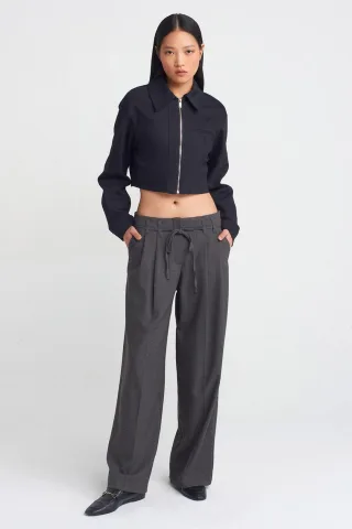 Hochtaillierte Plissierte Crepe-Hose mit weitem Bein