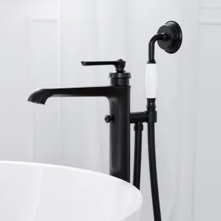 Steinberg Serie 350 Freistehende Wannen-Armatur, mit Umsteller und Handbrause, Ausladung 230mm, matt 350 1162 S