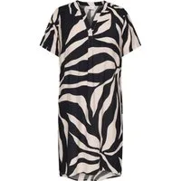 ONLY CARMAKOMA Sommerkleid CARSUSI S/S V-NECK KNEE DRESS WVN ZL mit Viskose, regular fit, knielang