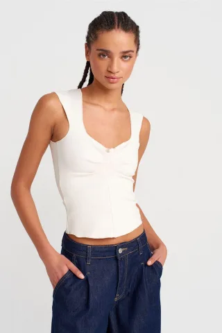 Taillierte ärmellose Crop-Bluse mit quadratischem Ausschnitt