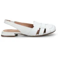 Donna Carolina Peeptoepumps