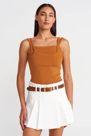 Rippenshirt ohne Ärmel mit quadratischem Ausschnitt