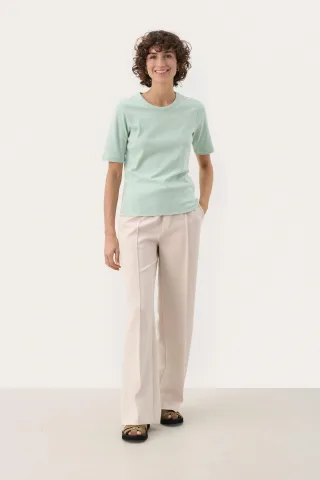 T-shirt Gerade Passform Cameo Green