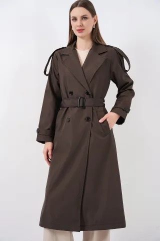 Doppelt gelegter langer Trenchcoat