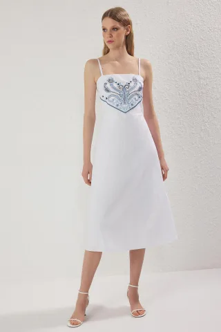 Ecrufarbenes, besticktes Damen-Midikleid / Besticktes, lässiges/alltagstaugliches Kleid