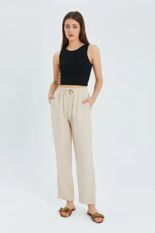 Hoch taillierte Karottenhose mit Kordelzugbund