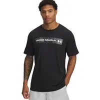 Under Armour® T-Shirt UA CAMO CHEST STRIPE SS leichtes Material, atmungsaktiv, pflegeleicht, sportliche Passform