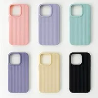 Urbanova Handyhülle Handyhülle Hülle iPhone 16 15 14 Pro bunt beige schwarz geriffelt, Geriffelte iPhone Hülle