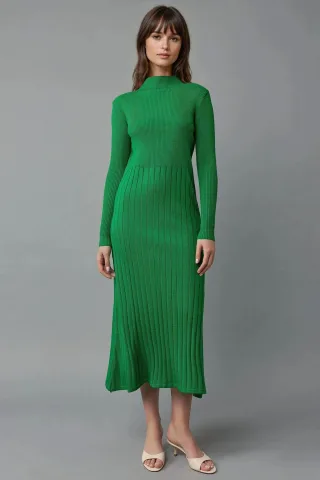 Rippierter halber Rollkragen Bodycon Strickkleid