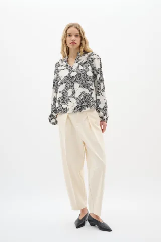 Langarm-Bluse Relaxed fit GraphicFlower Black/PowderBeig floral