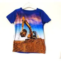 Fashion Shirt & Hose Bodo mit dem Bagger