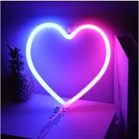 Rosnek LED Dekolicht Herz Blitz, Batterie/USB, Neon Lichter für Schlafzimmer Wand, Schmetterling Alien
