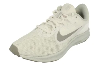 Nike Downshifter 9 Frauen Weiß Turnschuhe