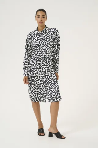 Kleid Loose fit white black