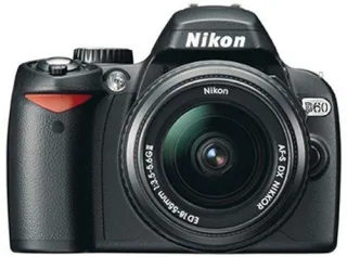 Nikon D60 [10MP 25"] schwarz inkl. 18-55mm 1:35-56G II Objektiv