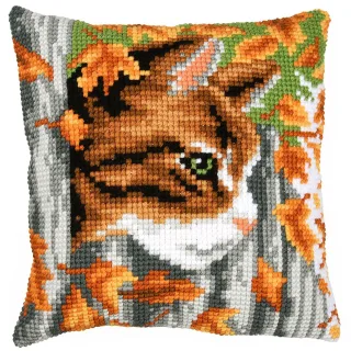 Kreuzstichkissen "Katze im Garten"