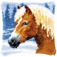 Vervaco Kreativset Vervaco PN-0178555 Knüpfkissen Pferd, (Set, Vervaco embroidery Kit), Made in Europe