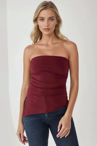 Trägersloses Slim-Fit Strickoberteil
