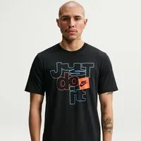 Nike Sportswear T-Shirt Nike Sportswear T-Shirt mit Rundhalsausschnitt, normale Schnittform, auch in großen Größen