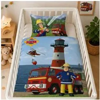 Familando Babybettwäsche Feuerwehrman Sam 100x135 40x60cm mit 2. Motiv zum Wenden, Renforcé, 2 teilig, liebevolle Wendebettwäsche für kleine Feuerwehr-Fans