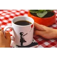 AvantgART Tasse Banksy Kaffeetasse, Banksy Kunstdruck, Tasse Kaffee, aus Keramik, Porzellan