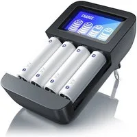 Aplic Universal 4-Schacht Akkulader geeignet für Typ AA / AAA NiMH Akkus Batterie-Ladegerät (2700 mA, Mikroprozessorgesteuertes Laden, 4 Akkus, LCD, Batterieladegerät)