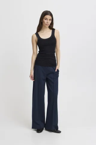 Ärmellose IHZOLA Ärmellose Slim fit