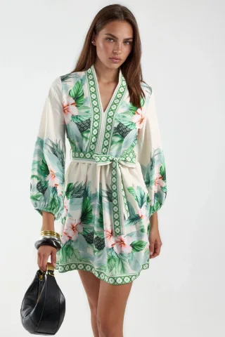 Blumiges A-Linie Mini-Kleid