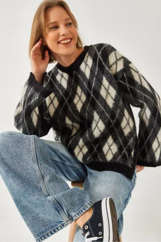 Crewneck-Strickpullover mit Schlitz im Baklava-Muster