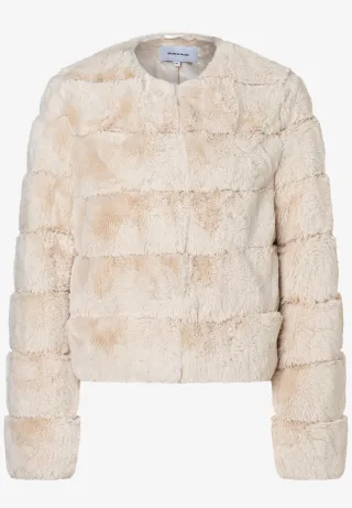 MORE & MORE - Fake Fur Jäckchen weiß - Gr. - 40