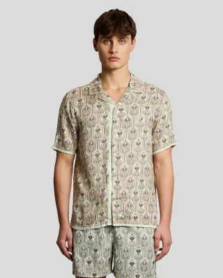 Kurzärmliges botanisches Grafikshirt