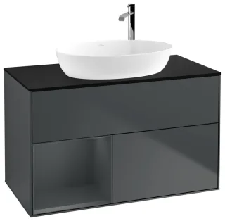 Schwarz