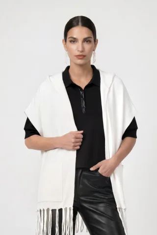 monari - Strickcape mit Fransen off-white - Gr. - 36