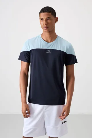 Herren T-Shirt mit Farbblockierung und Rundhalsausschnitt