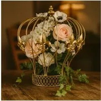 Online-Fuchs Dekofigur - goldene Krone zum Dekorieren mit LED-Kerzen, Blumen bepflanzen (27 cm groß, Lilien Wappen), ideal um ganzjährig immer wieder umzudekorieren