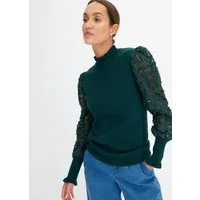 bonprix Stehkragenpullover Viskose-Mix, Kragen + Ärmel mit gewellter Kante, transparente Ärmel