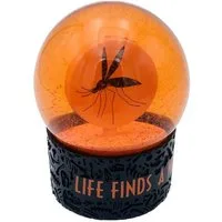 Half Moon Bay Spiel Jurassic Park Schneekugel Mosquito in Bernstein 8cm