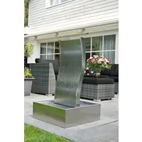 Ubbink Gartenbrunnen GENOVA in Wellenform aus gebürstetem Edelstahl, 40 cm Breite, Wasserbecken BxT: 60x60 cm