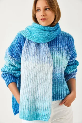 Gradient Rippstrick Rundhalspullover