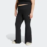 adidas Originals Leggings ESSENTIALS RIB FLARED – GROSSE GRÖSSEN aus geripptem Material und mit ausgestelltem Bein