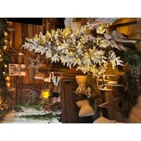 Salcar Künstlicher Weihnachtsbaum mit Schnee Tannenbaum Künstlich Christbaum mit Weiß Schneeflocken, 180 cm, mit 1230 Zweigen (573 PE + 657 PVC) und 300 LEDs