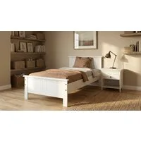 OTTO home Massivholzbett Indra, Landhausstil, edles Design,zertifiziertes Massivholz (Breite/Belastbarkeit 180cm/220 KG, 140cm/180 KG, 90cm/120 KG), mit Kopfteil, mit dekorativen Fräsungen, aus Kiefer