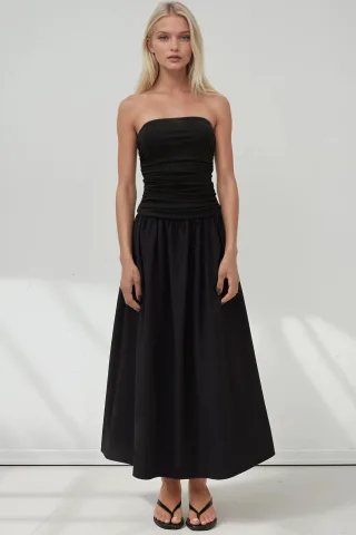 Halsloses Maxikleid Detail