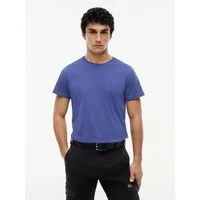 Tommy Jeans T-Shirt TJM ESSENTIAL SOLID mit Rundhalsausschnitt und dezenter Logo-Flag